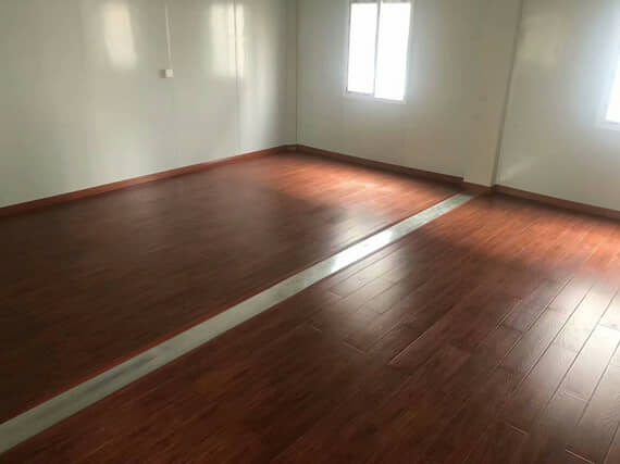 活動房室內木地板圖片