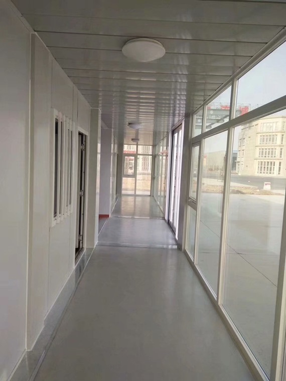 集裝箱房別墅室內走廊圖